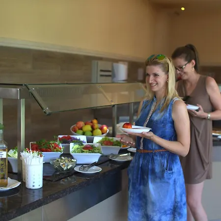 Kristal - - Fully Renovated 2025 Hotel Golden Sands