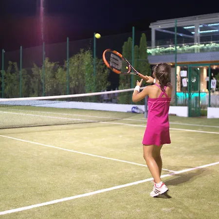 Kristal Szálloda 4*