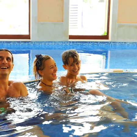 Kristal - - Fully Renovated 2025 Hotel 4*