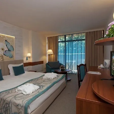 Kristal - - Fully Renovated 2025 Hotel