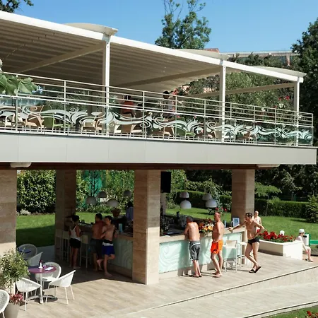 Kristal 4* Zlate písky